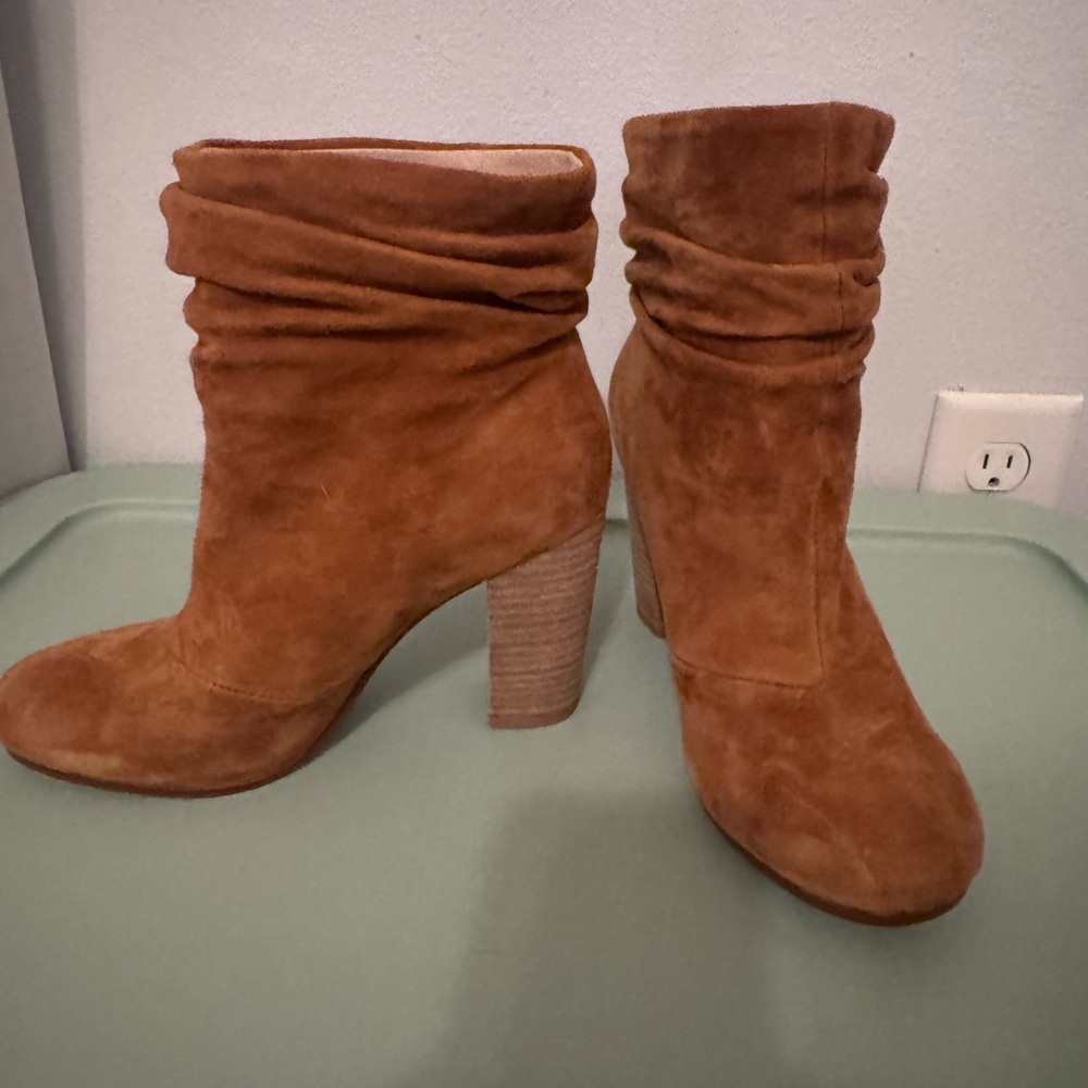 Kristin Cavallari Chinese Laundry Women's Tan Suede Slouch Ankle Boots